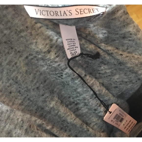 Victoria’s Secret gray long sleeve button top - Picture 3 of 3